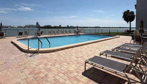 868 BAYWAY BOULEVARD