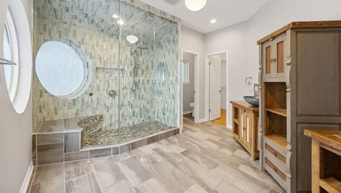 6000 Ironwood CV