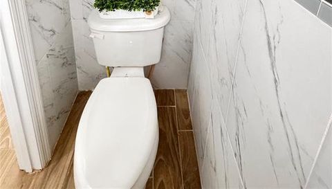 2050 CORNER GLEN DRIVE