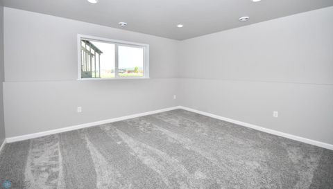 2387 Eagle Valley Drive S