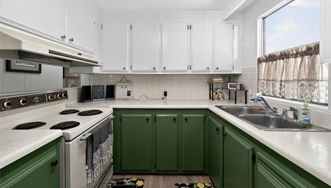 346 CASA GRANDE DRIVE