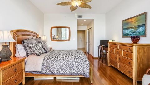 1800 Sunset Harbour Dr