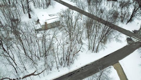 8125 Spring Valley Road