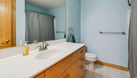 2728 Headland Court SW