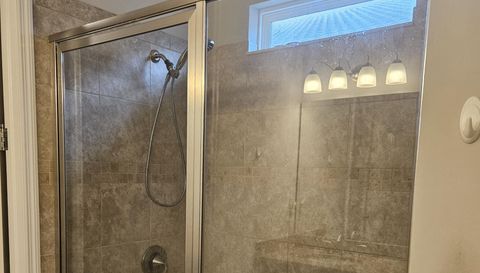 3264 Royal Gardens Ave