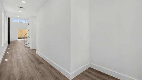 511 Avenue J