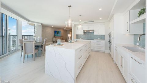 4041 Gulf Shore Blvd N