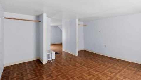 1622 E Cornell Avenue