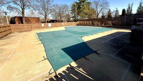 13453 Coliseum Drive