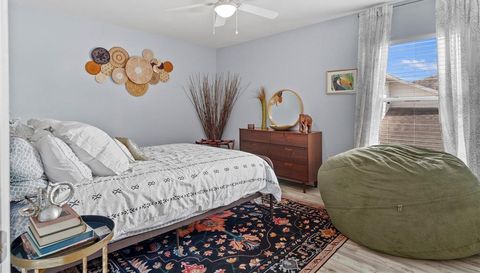 2264 STONE CROSS CIRCLE