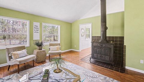 6611 Crooked Creek