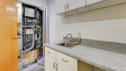 207 Calle Del Parque