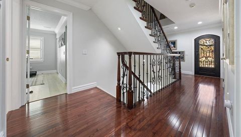 1006 Lake Cooper