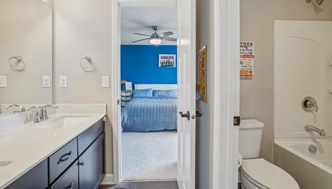 5928 Pinnacle Circle NE