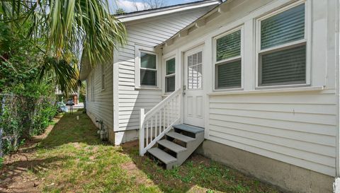 1911 Pickens St