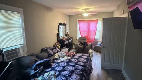 3580 Massachusetts St