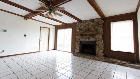 645 Groveland Dr