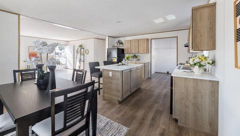 101 Blades Village Dr