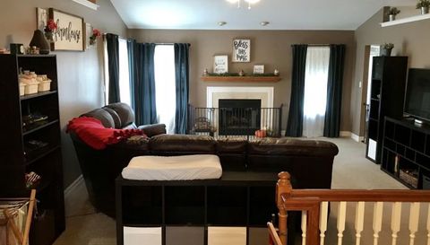 9932 Bending Oaks Drive