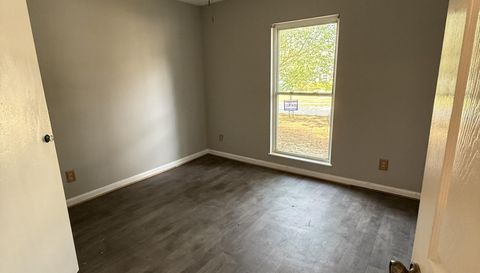 332 Lockwood Terrace