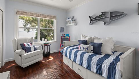 12428 Summerport