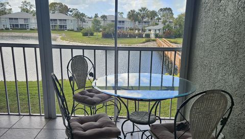 915 New Waterford Dr