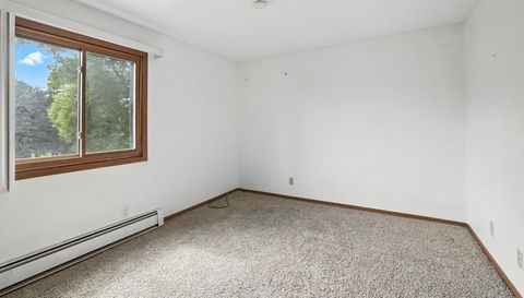 4 Pine Tree Drive