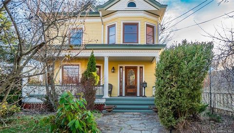 30-32 Mill Hill Rd