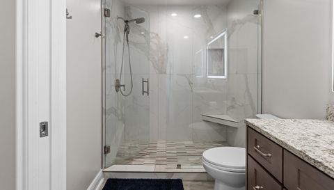 6061 Silver King Blvd