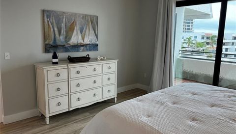 1465 GULF OF MEXICO DRIVE