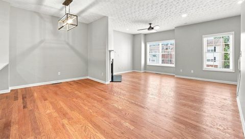 3684 Lantern Walk Ln