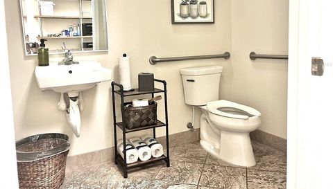 1550 W CLEVELAND STREET