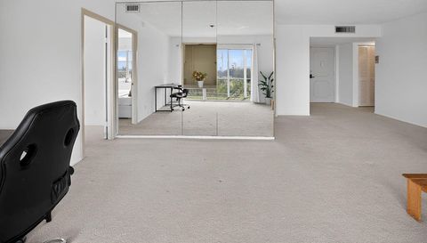 300 Diplomat Pkwy APT 601