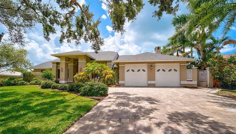 445 Bayshore