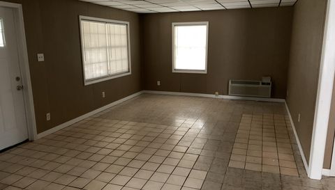 1838 NE 145th Avenue Rd