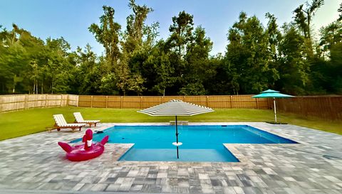 3395 Mariana Oaks Dr