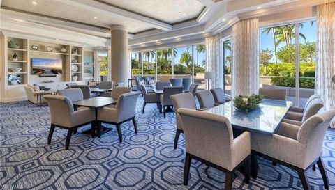 7575 Pelican Bay Blvd