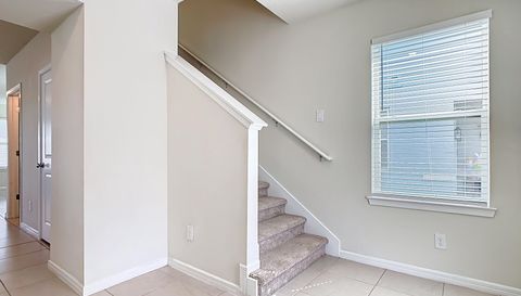 1823 Summer Serenity Dr