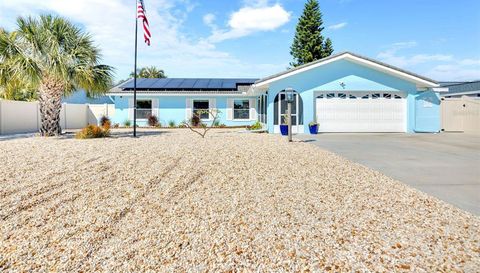 1015 SPINDLE PALM WAY