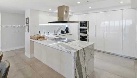 330 Sunny Isles Blvd