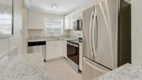 501 Forest Lakes Blvd