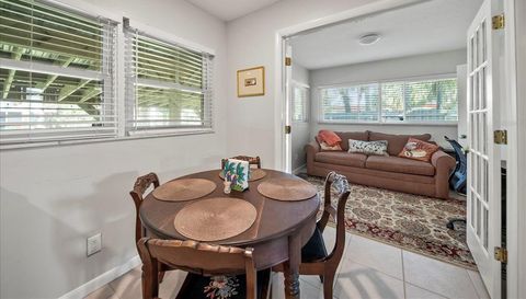 2100 S DAYTONA AVENUE