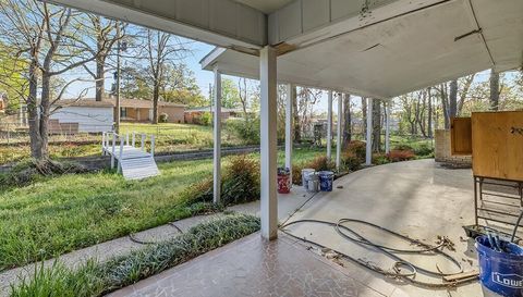 2305 Cherry Hill Rd