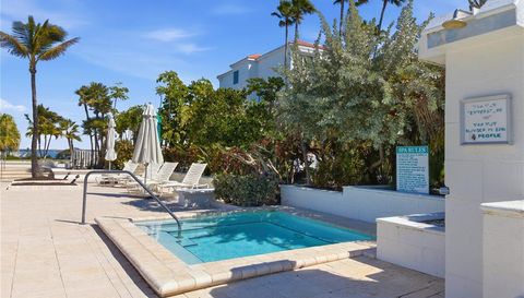 350 GULF OF MEXICO DRIVE