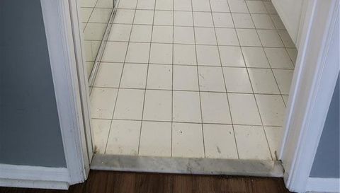 3600 Oaks Clubhouse Dr