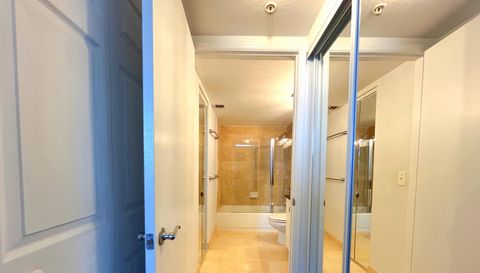 1625 KENNEDY CSWY North Bay Village