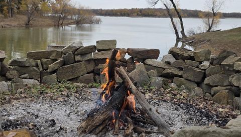 10631 Rolling Hills Dr