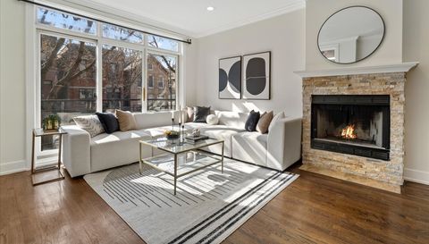 1642 W Julian Street