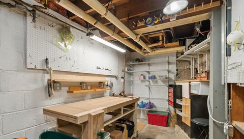 49 Sheridan Avenue S