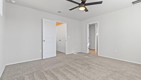 7116 Silver Star LN